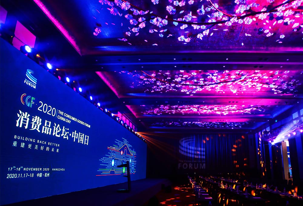 多角度多維度的會場燈光設置